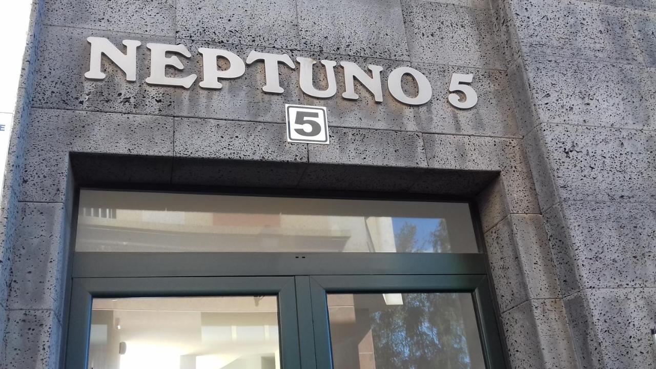 Neptuno Rooms Arrecife  Eksteriør billede